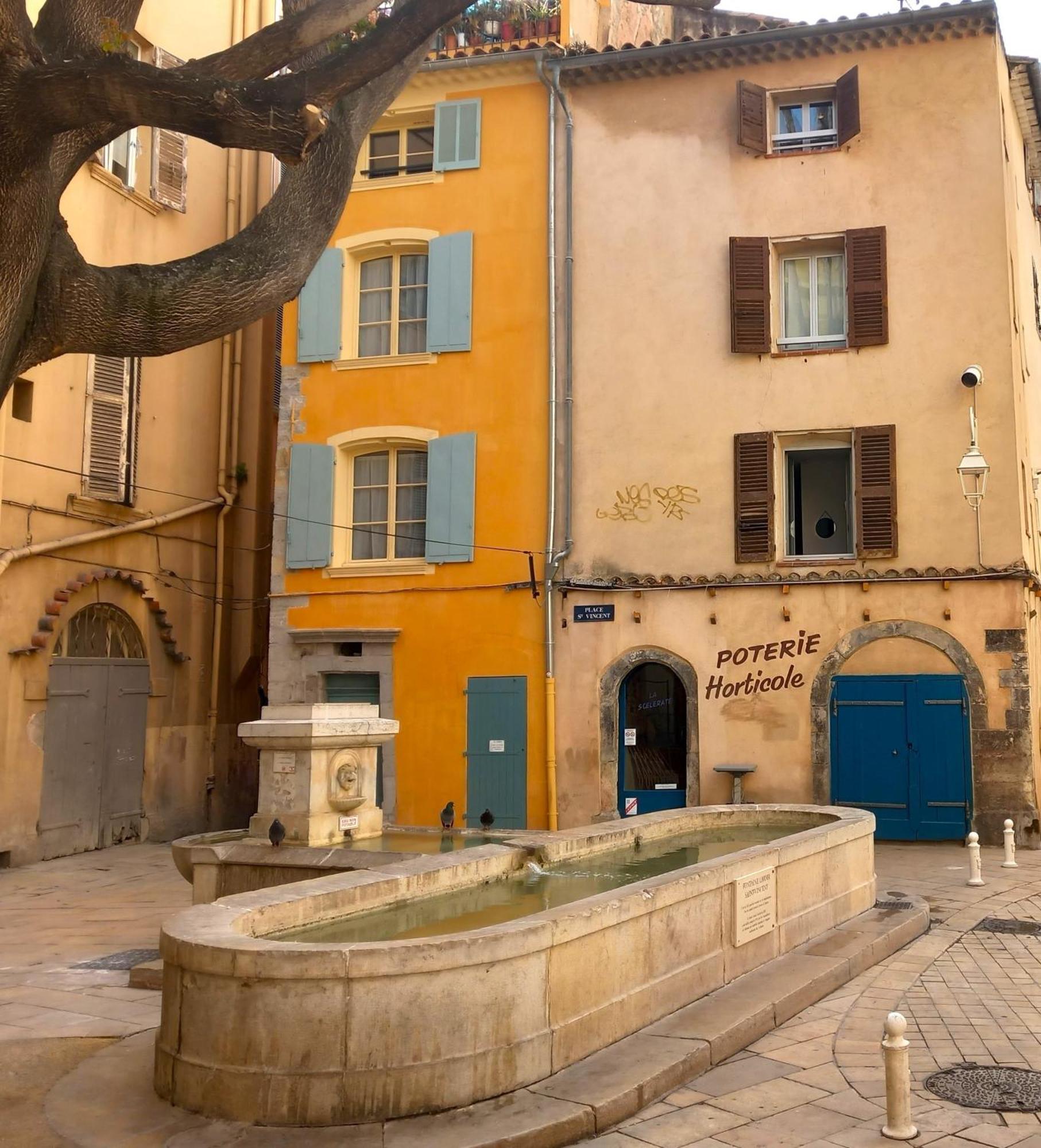 #1 Studio # Place Charmante Toulon Exterior photo